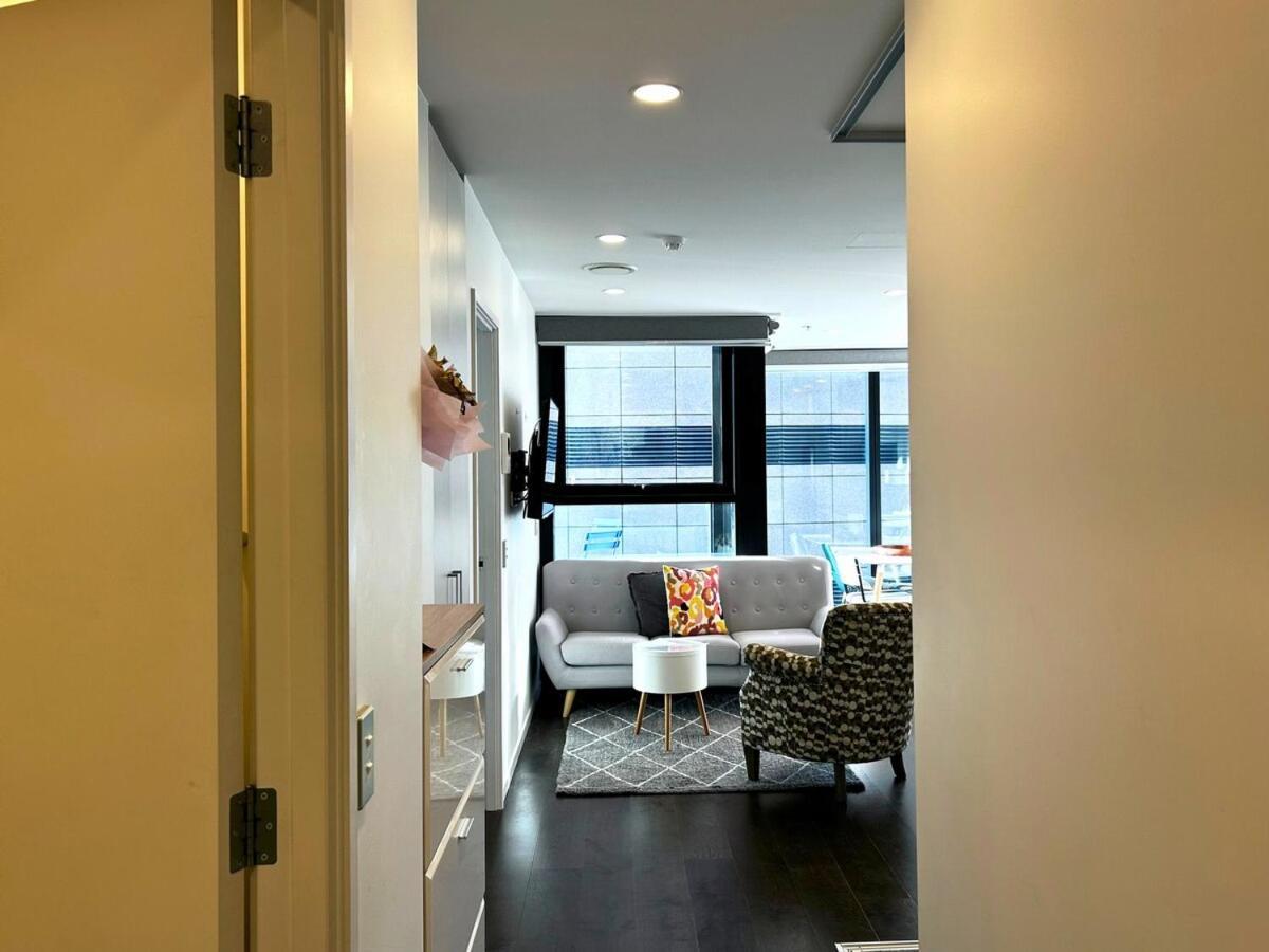 Beautiful W Sea View Apartment