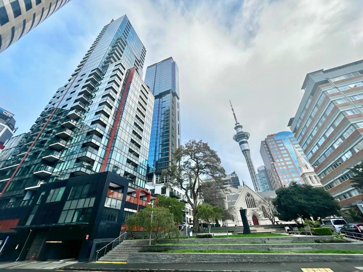 Beautiful W Sea View Apartment *